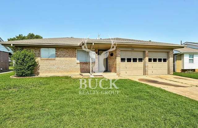 705 N Dillon Ave photos photos