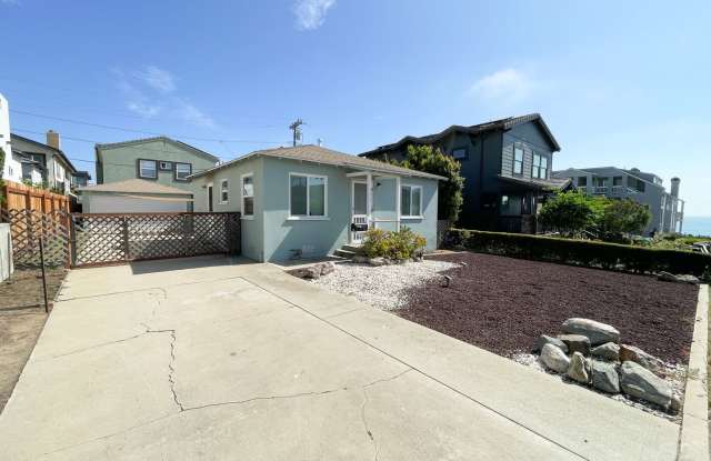 1BR/1BA Home with detached 2 Car Garage! Minutes from the beach! photos photos