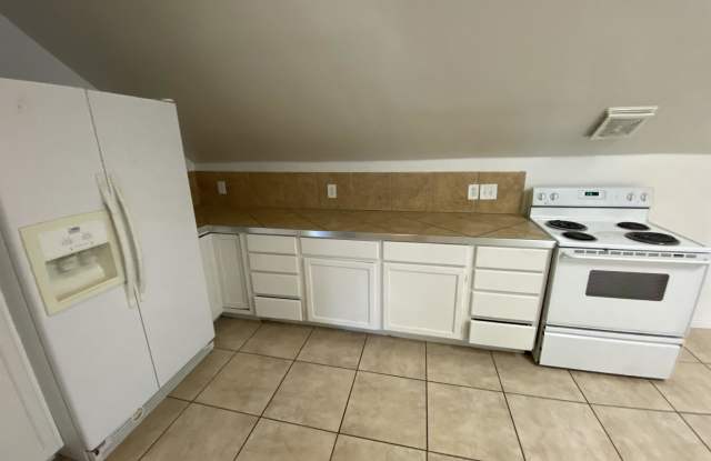 773 South 400 East Gallery 4