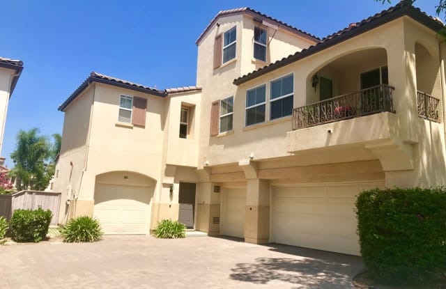 888 Custer Avenue - 888 Custer Avenue, San Marcos, CA 92078
