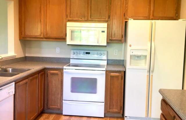 420 Canyon Woods Pl., Unit E Gallery 2