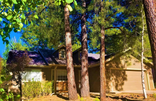 West-Flagstaff House (Aspen Trails)- 3 Bed, 2 Bath, 2 Car Garage Home -Students & Dogs OK! Avail. Aug 10th! photos photos