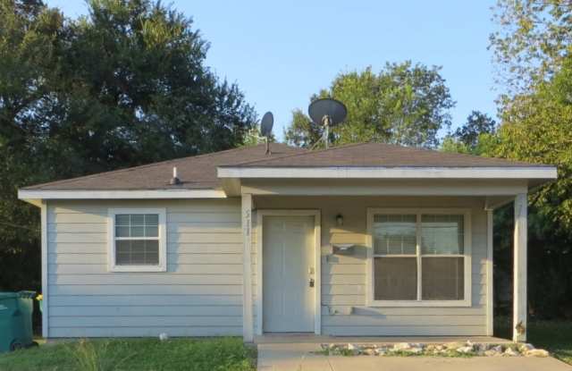 This home is waiting for YOU! photos photos