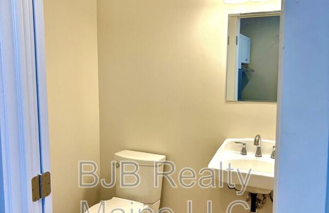 28 Revere Street - 28 Revere Street, Portland, ME 04103