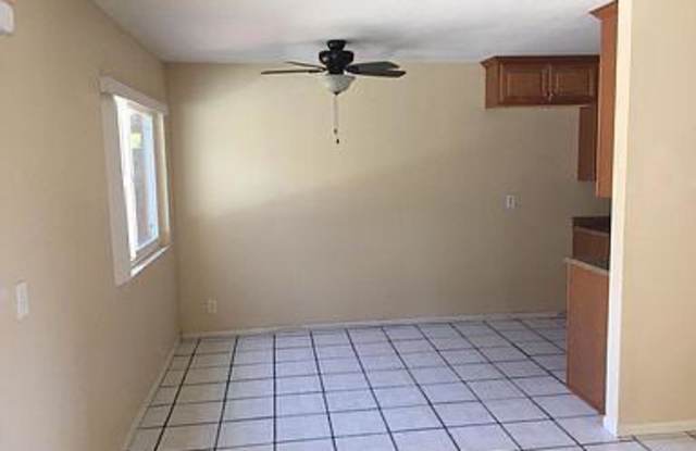 4406 Tortilla Circle Gallery 3