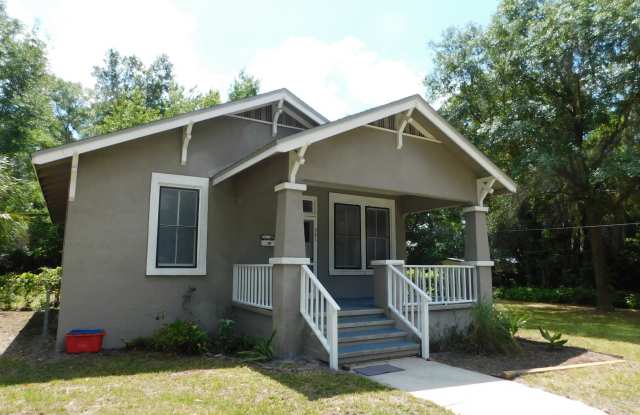 Huge Yard & Duck Pond Charm! photos photos