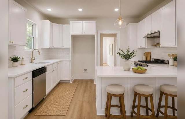 Charming 3BR House in Oklahoma City - Lease Option to Buy Gallery 3