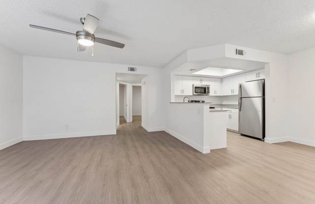 Brook Creek Apartments Gallery 3