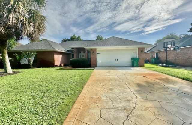 4025 Lauren Court photos photos