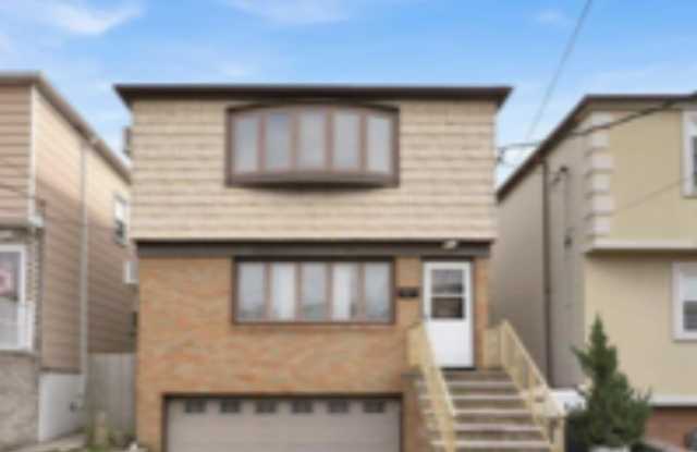 156 WEST 21ST ST photos photos