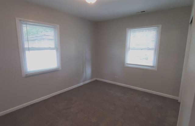 Hazel Crest Single Family Gallery 3