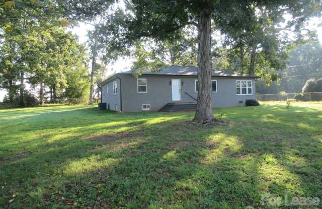 2378 Reepsville Road Gallery 1