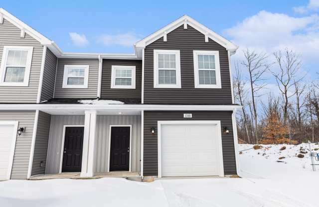 Move‑In Special: Get ONE MONTH FREE on your first full month of rent when you sign a lease by May 10! photos photos