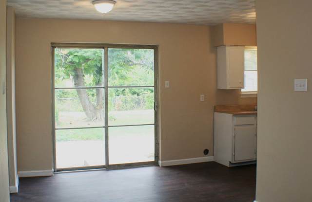 721 Ivywood Dr Gallery 3