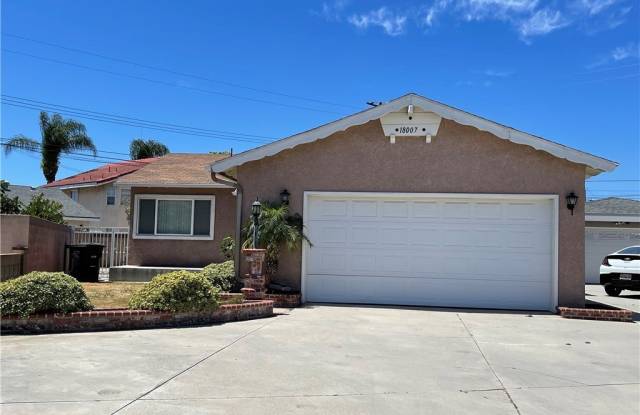 18007 Belshire Avenue photos photos