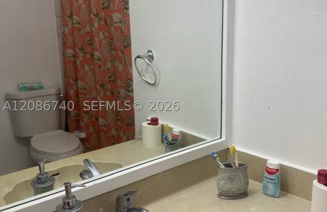 5209 W 24th Ct Gallery 2