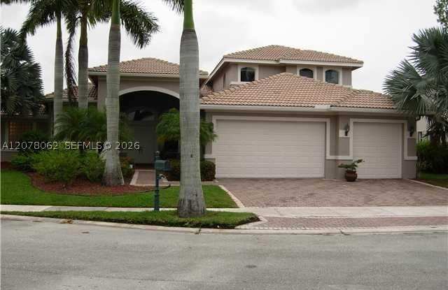 1360 Victoria Isle Dr Gallery 1