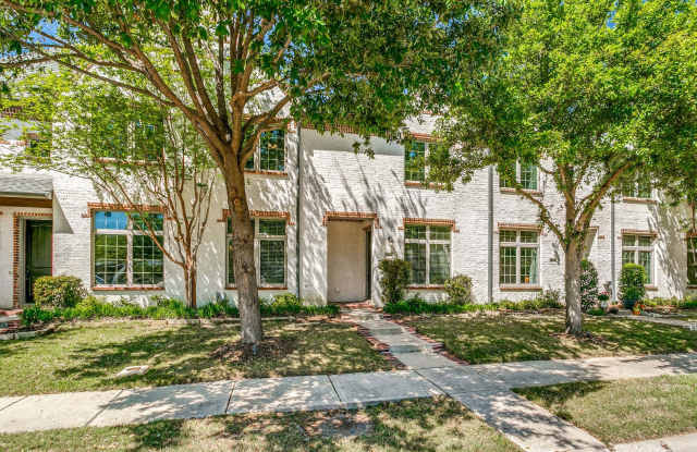 Awesome 3Bed/2Bath Townhome in The Villas of Lake Vista - 809 Milton Way, Coppell, TX 75019