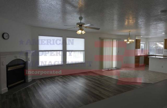 1895 West Mountain Pointe Avenue Gallery 4