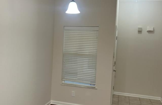6087 Maggies Circle - 104Unit 104 Gallery 3