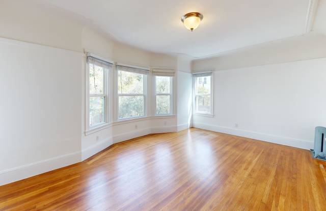 4540 California photos photos