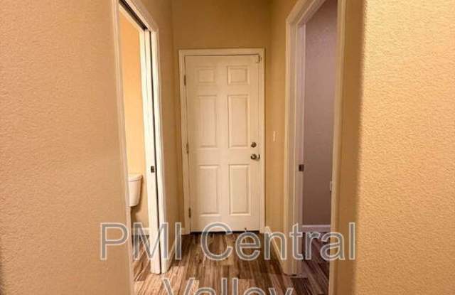 584 Granada Court Gallery 4