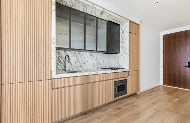 135 East 47th Street photos photos