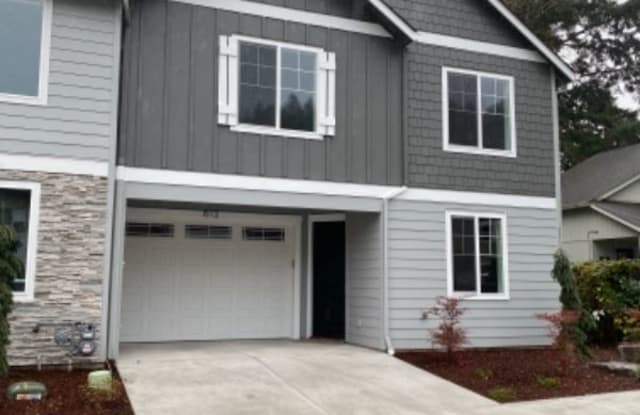 612 NW 9th Ave - 612 Northwest 9th Avenue, Camas, WA 98607