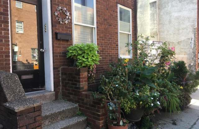 1112 CARPENTER STREET - 1112 Carpenter Street, Philadelphia, PA 19147