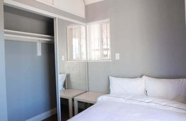 1302 West 35th Street - Co-Living Gallery 4