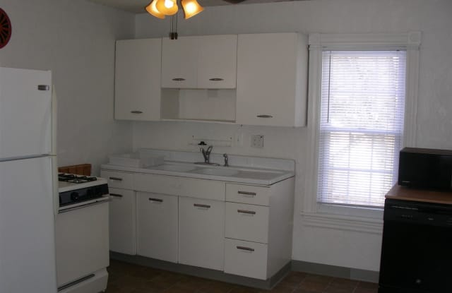 207 Woodlawn Ter - 207 Woodlawn Terrace, Collingswood, NJ 08108