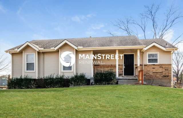 612 Arena Drive - 612 Arena Drive, Peculiar, MO 64078