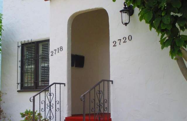2718 West 43rd Place Gallery 2