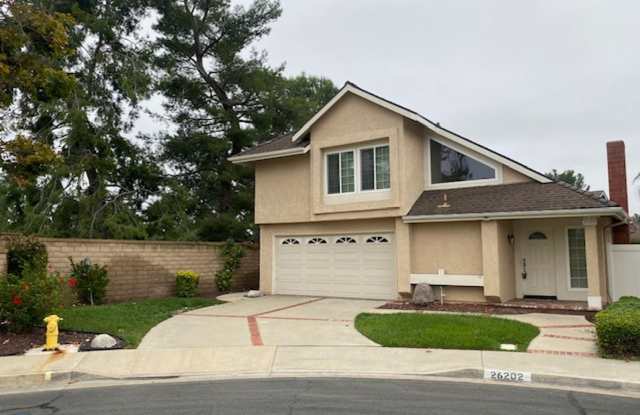 Charming 2 Bedroom, 2.5 Bath Cul De Sac Home in Lake Forest - 26202 Erin Court, Lake Forest, CA 92630