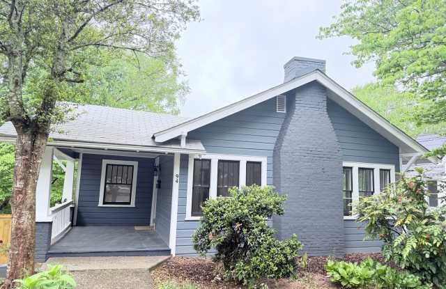 West Asheville Bungalow. 2 bedrooms, 1 bathroom. Great location! photos photos