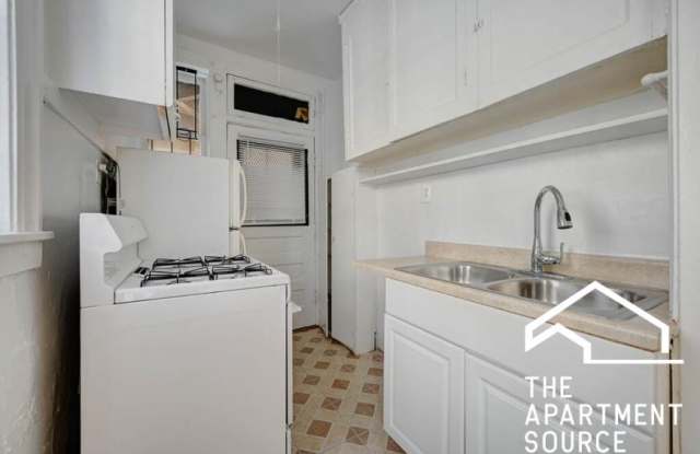 1333 West Touhy Ave. photos photos