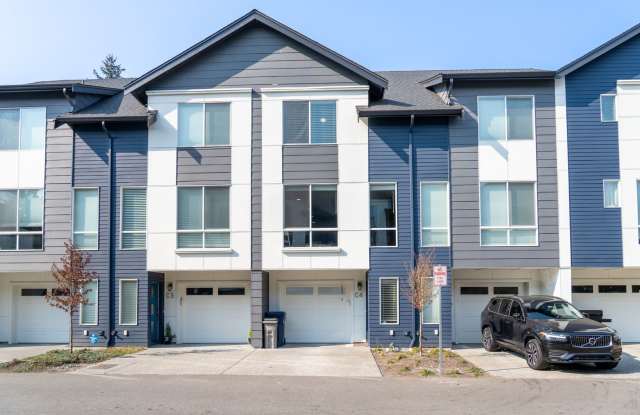 3B/3B cozy townhome - 14715 Admiralty Way, Lake Stickney, WA 98087