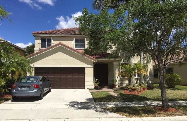 964 Tulip Cir Gallery 2