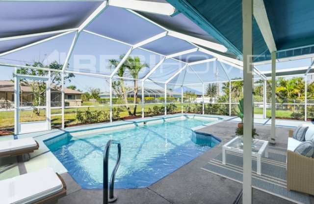 3226 Southwest 5th Place photos photos