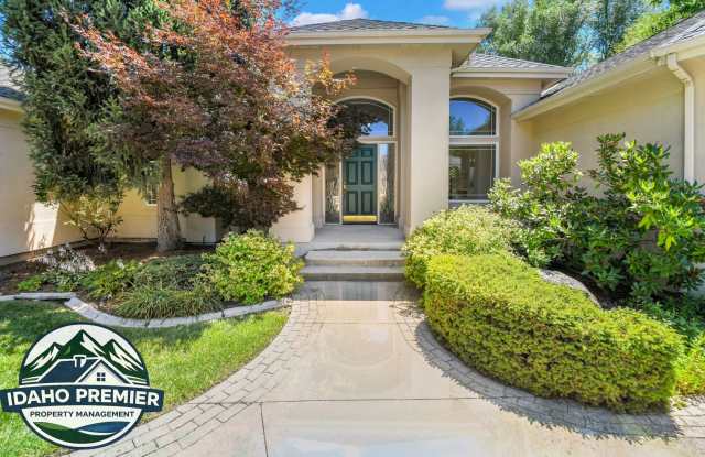 481 East Trailside Drive Gallery 4