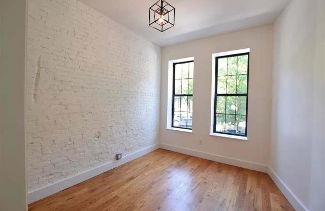 1816 George Gallery 4