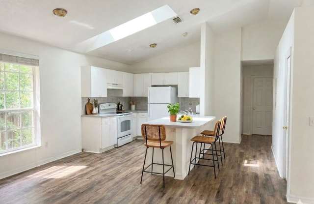 2027 Sw 73rd Street Gnv Fl 32607 Gallery 1