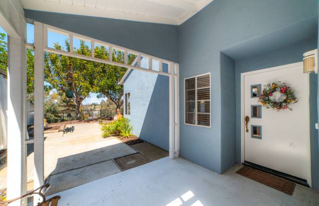 126 Triton Circle Gallery 2