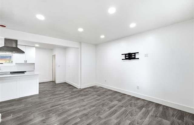2090 Moran Avenue Gallery 4