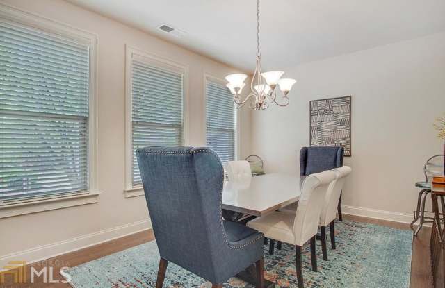 5096 Whiteoak Ter Se Gallery 3