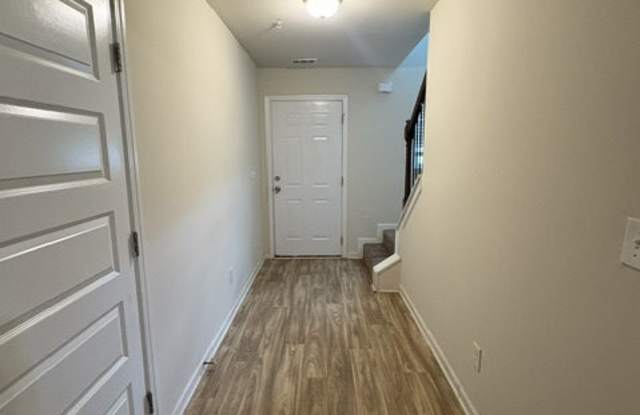 665 Carlton Pointe Drive Gallery 2