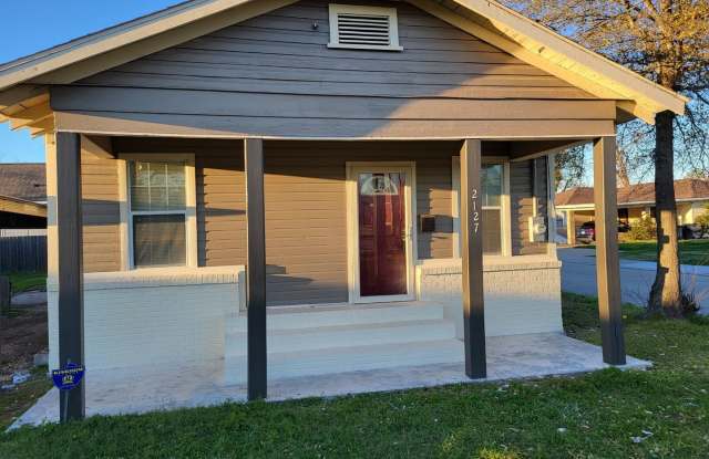 MOVE IN SPECIAL - $400 Off the First Full Month's Rent - 3B/2B Home Available in Lake Charles photos photos