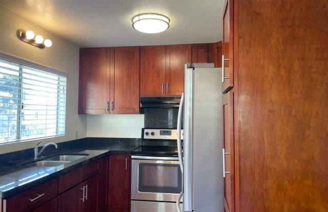 $2,200, 2BR/1BA/2PKG Mililani Parkway - 94-414 Keaoopua Street, Mililani Town, HI 96789