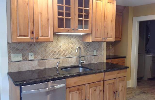 341 Court Street photos photos