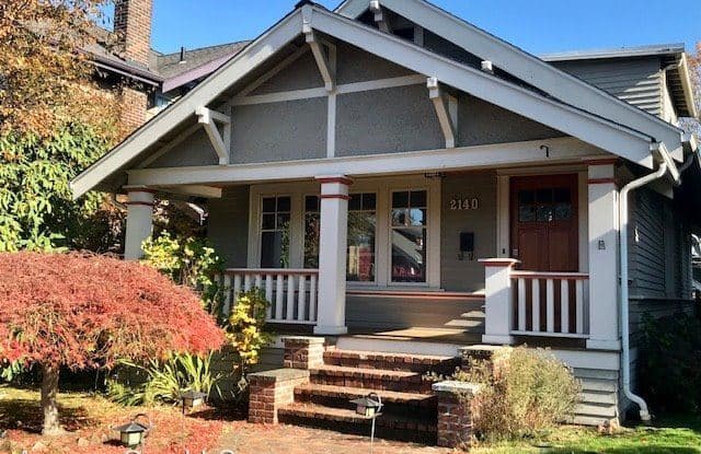 2140 5th Ave W - 2140 5th Avenue West, Seattle, WA 98119